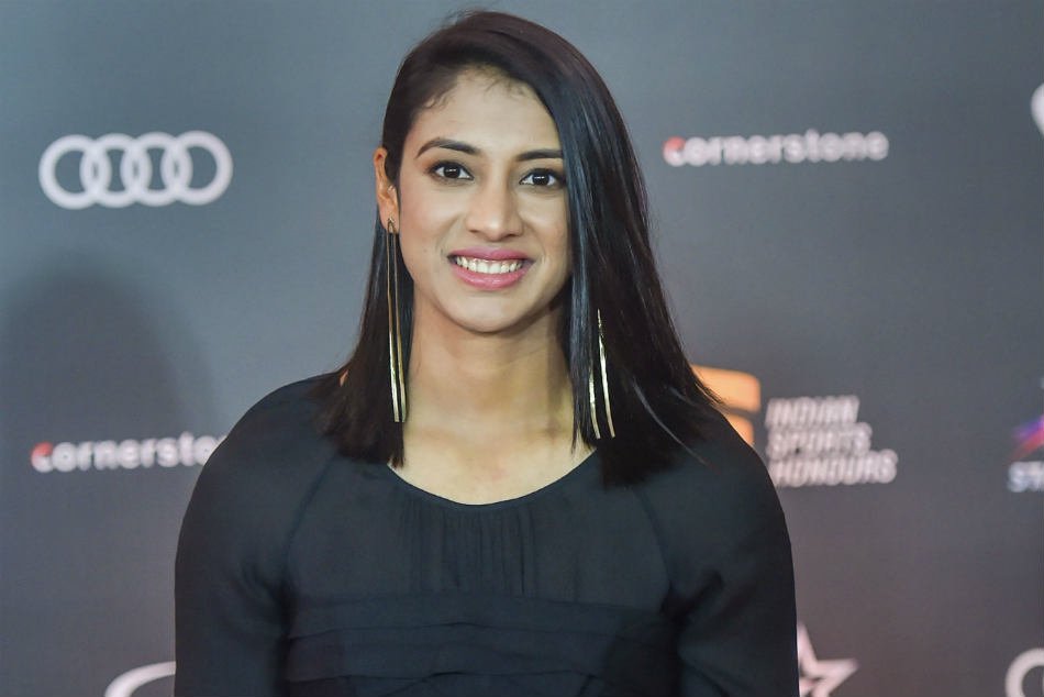 RCB Retains Smriti Mandhana for INR 3.4 Crore Ahead of WPL 2025 Auction